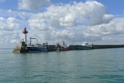 Hoog water in Saint Vaast La Hougue....we kunnen naar binnen