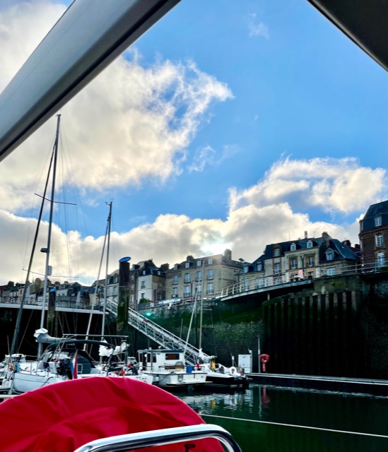 Pietertje 2 in de haven van Dieppe,