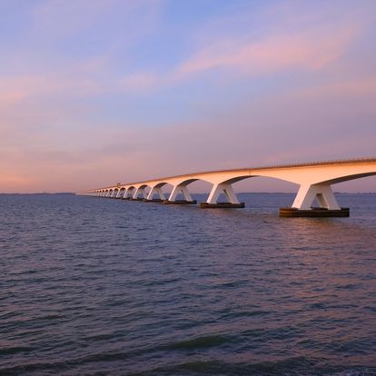 Dag prachtige Zeelandbrug.