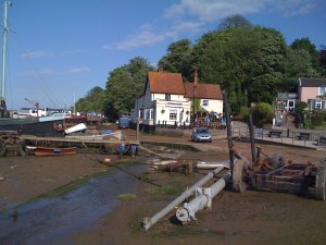 The Butt and Oyster bar te Pinn Mill