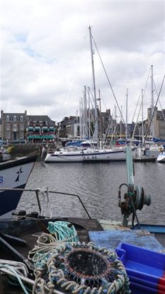 Pietertje2 in de haven van Paimpol